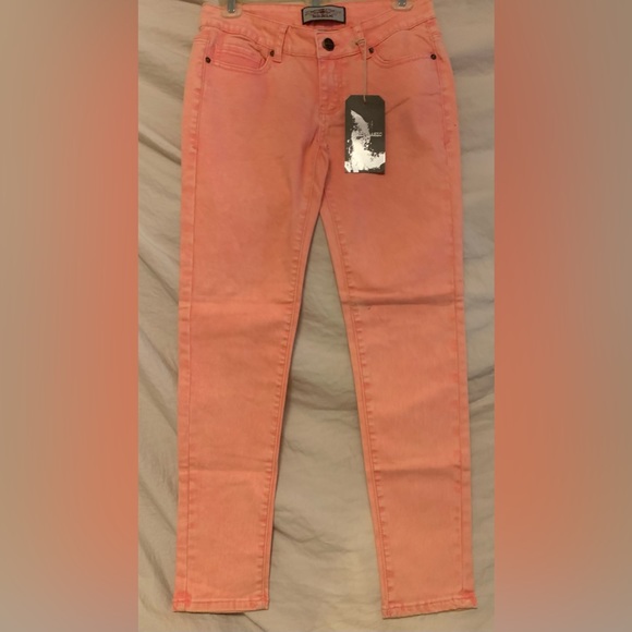 ✨⚡️💥IRIS BASIC DESTROYED FADE CORAL SKINNY JEANS - Picture 4 of 8